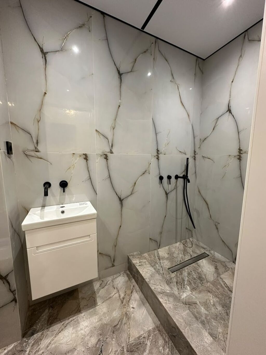 2 комнаты, 41 м², Элитка, 11 этаж, Дизайнерский ремонт: фото 6
