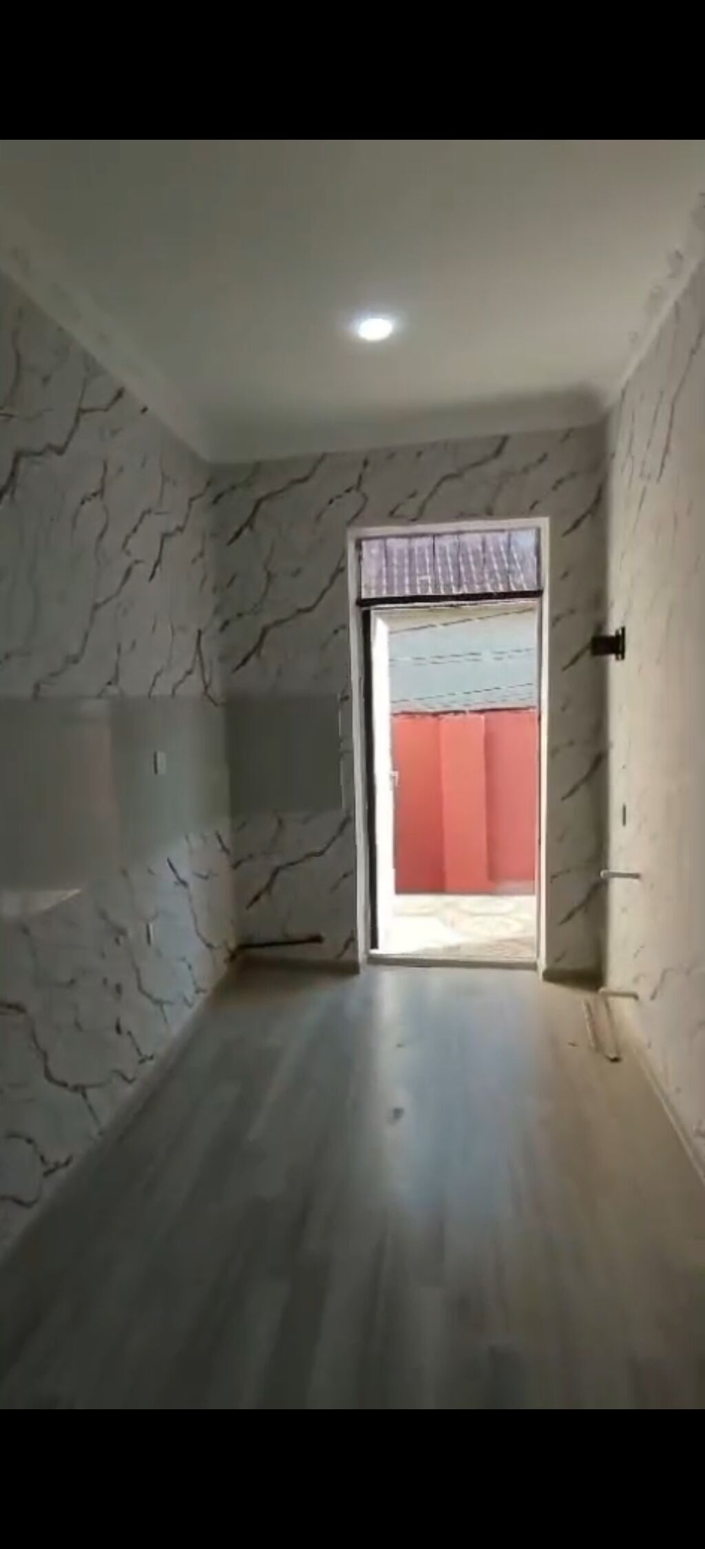 3 otaqlı, 150 kv. m, Kredit yoxdur, Yeni təmirli