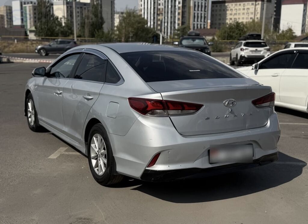 Hyundai Sonata: 2018 г., 2 л, Автомат, Газ, Седан: фото 4