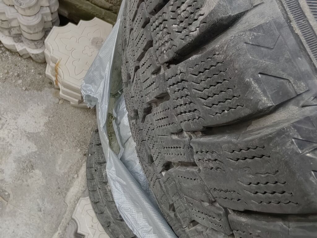 Шины 225 / 55 / R 17, Зима, Б/у, Комплект, Легковые, США, Dunlop: фото 2
