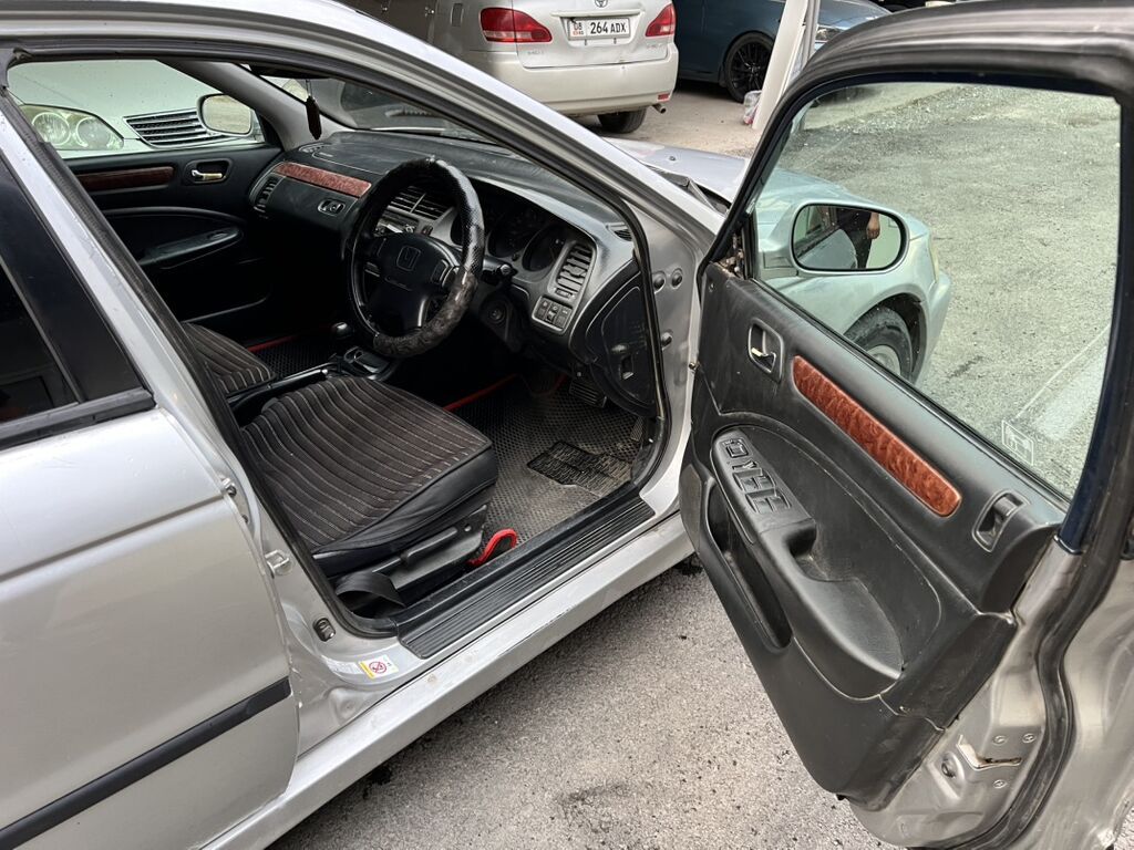Honda Ascot: 2001 г., 2 л, Автомат, Газ, Седан: фото 5