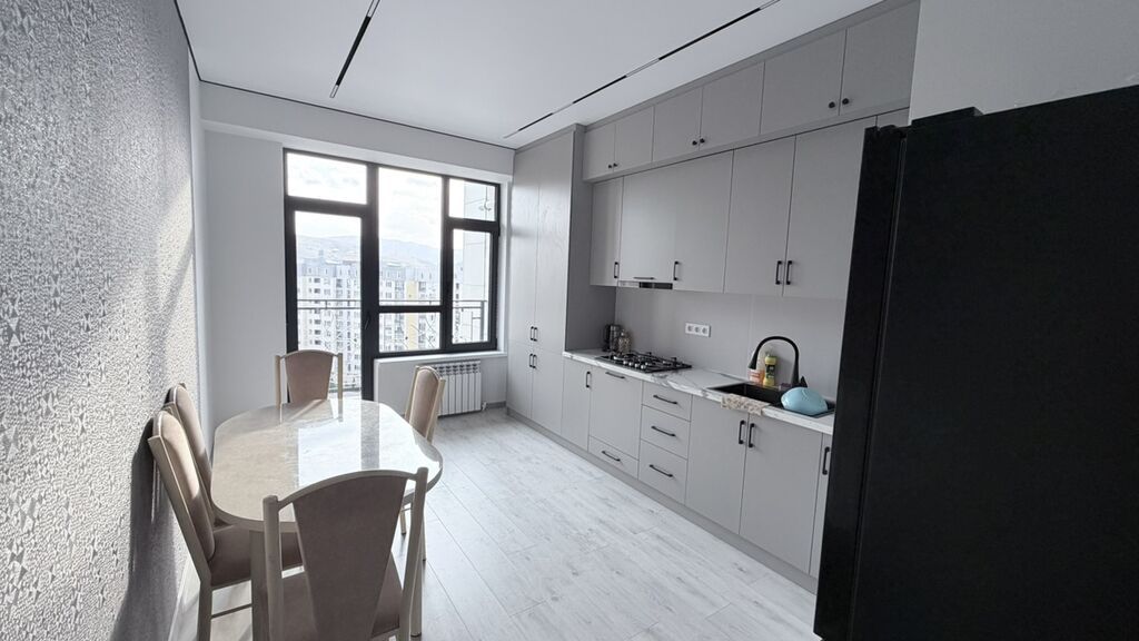 2 комнаты, 75 м², АУЦА Элитка, 11 этаж, Евроремонт: фото 3