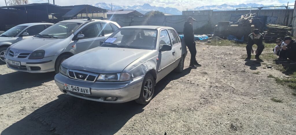 Daewoo Nexia: 2003 г., Механика, Бензин, Седан: фото 2