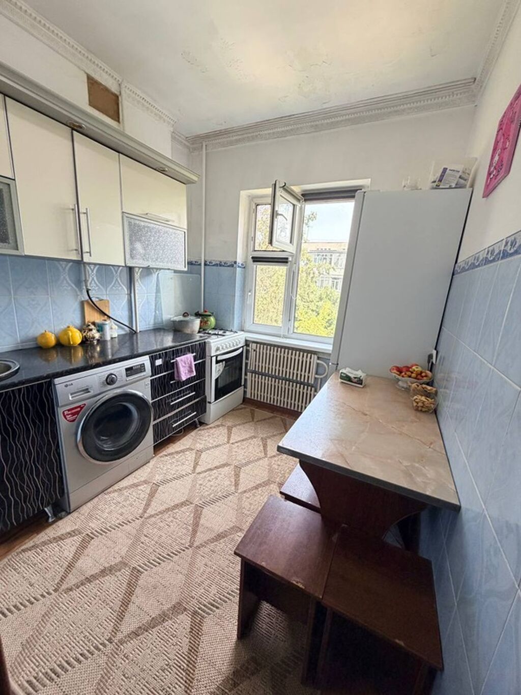 2 комнаты, 52 м², 105 серия, 4 этаж, Косметический ремонт: фото 2