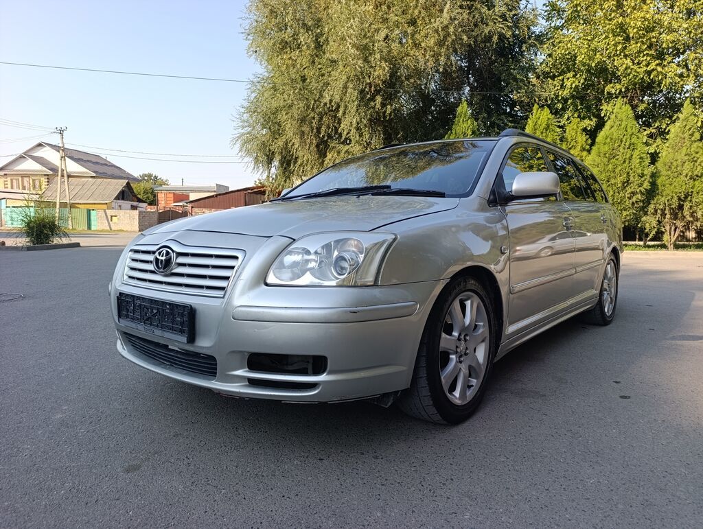 Toyota Avensis: 2003 г., 2 л, Автомат, Бензин, Универсал: фото 1