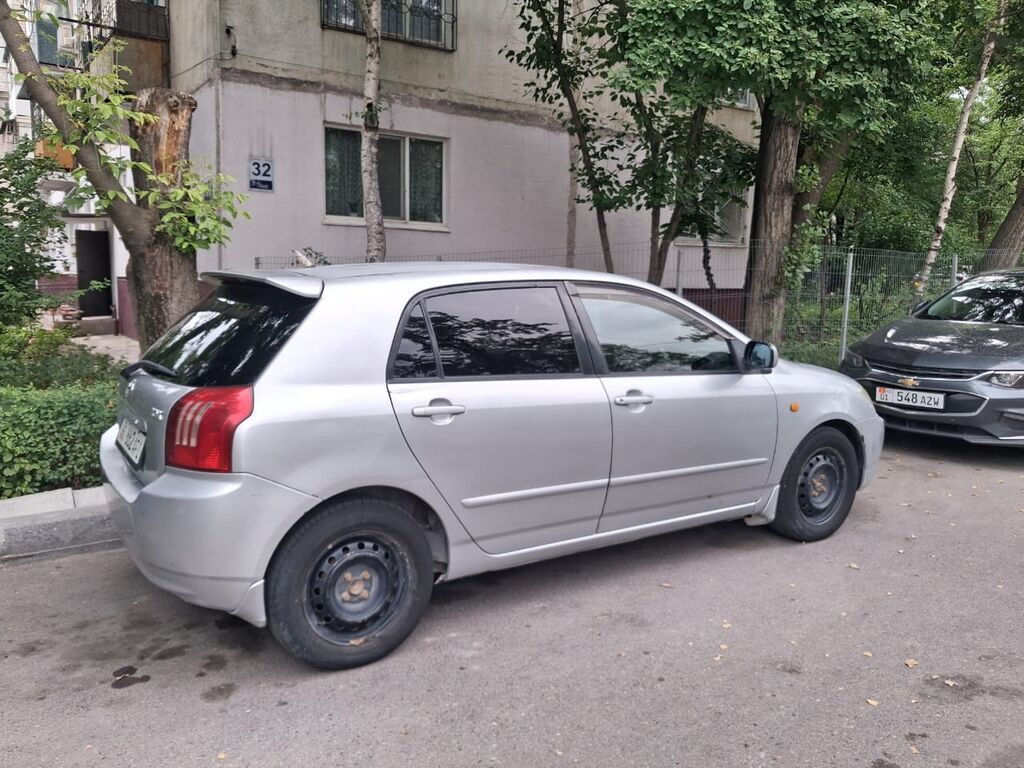 Toyota : 2003 г., 1.5 л, Автомат, Бензин, Седан: фото 3