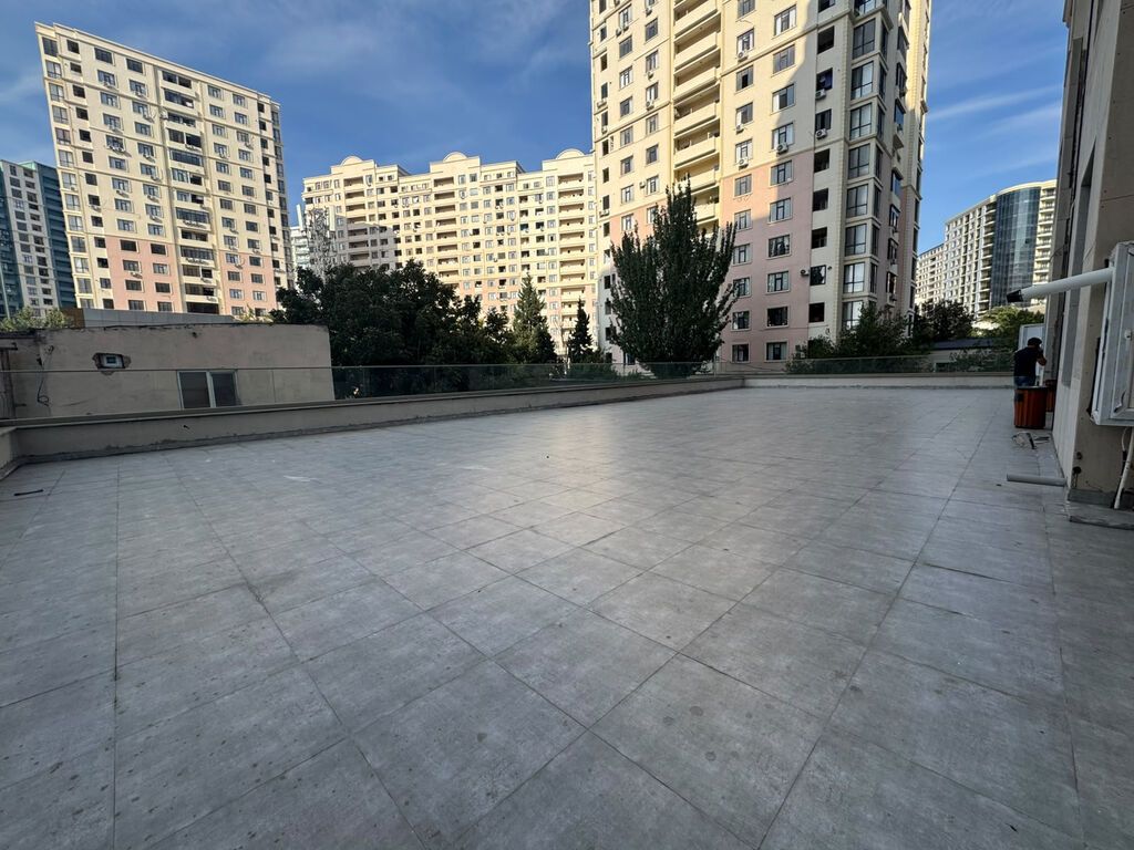3 otaqlı, Yeni tikili, 152 kv. m