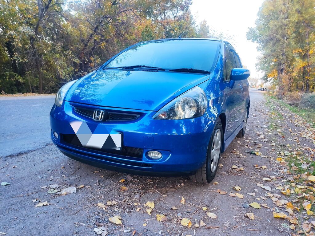 Honda Fit: 2004 г., 1.3 л, Вариатор, Бензин, Хэтчбэк: фото 3