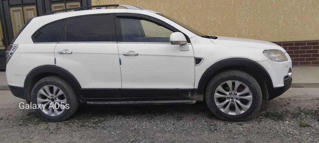 Chevrolet Captiva: 2007 г., 1.9 л, Автомат, Дизель, Кроссовер: фото 3