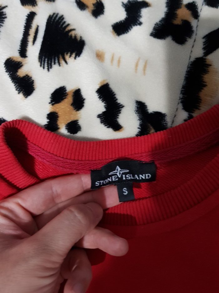 Muški Duksevi: STONE ISLAND.
VELIČINA S. na lalafo.rs STONE ISLAND.
VELIČINA S. - Zrenjanin