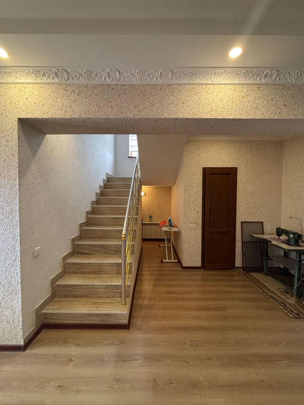 Nabran, 216 kv. m, 5 otaqlı, Hovuzsuz, Kombi, Qaz, İnternet