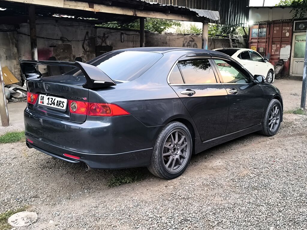 Honda Accord: 2003 г., 2.4 л, Механика, Бензин, Седан — фото 4