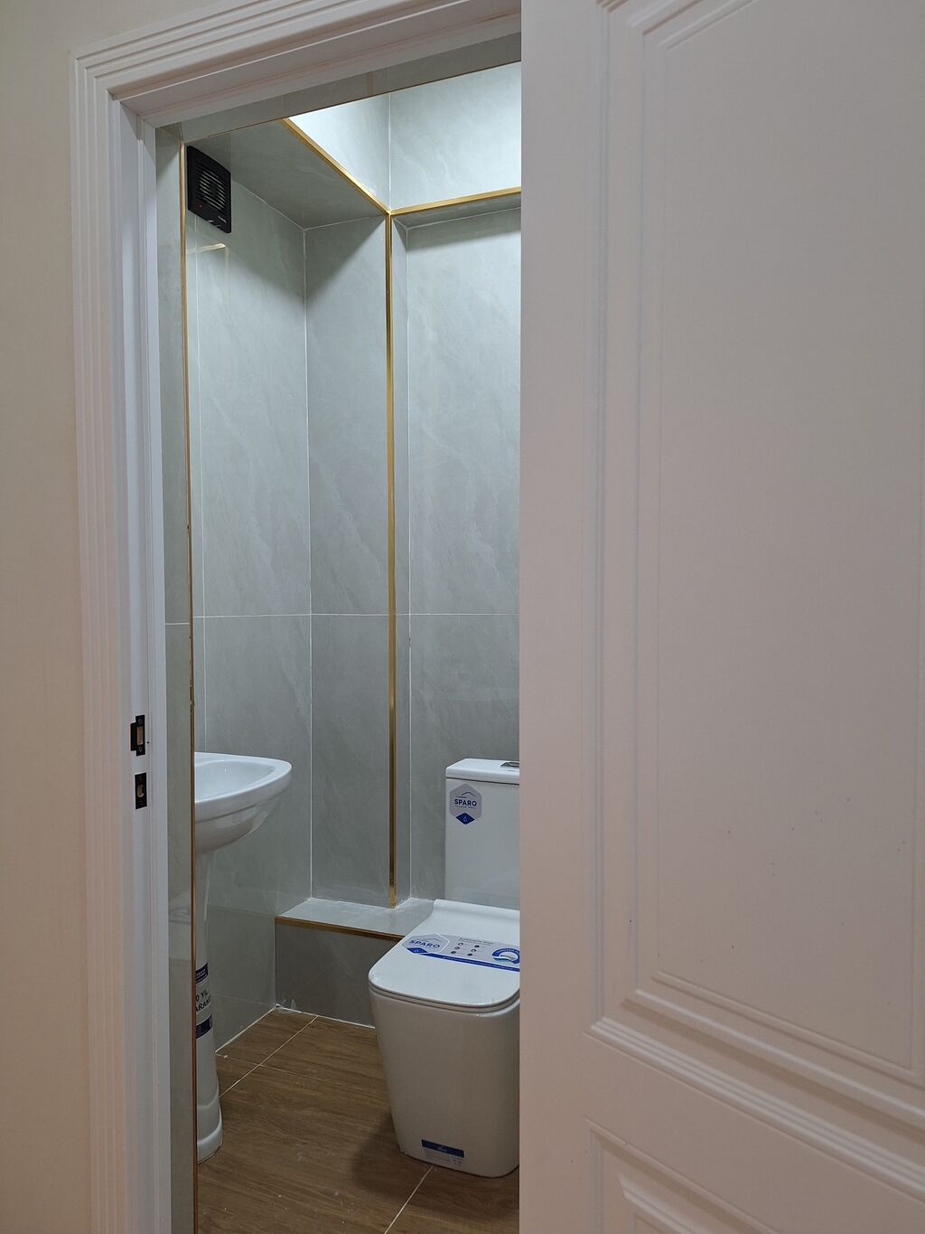 2 комнаты, 54 м², ул. Курманжан Датка-Мамырова, Элитка, 3 этаж, Свежий ремонт: фото 3