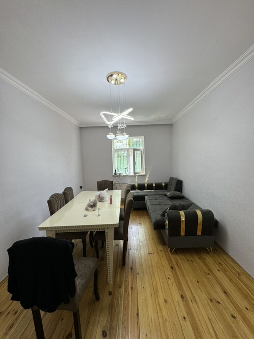 81 kv. m, 3 otaqlı, Kombi, Qaz, İşıq