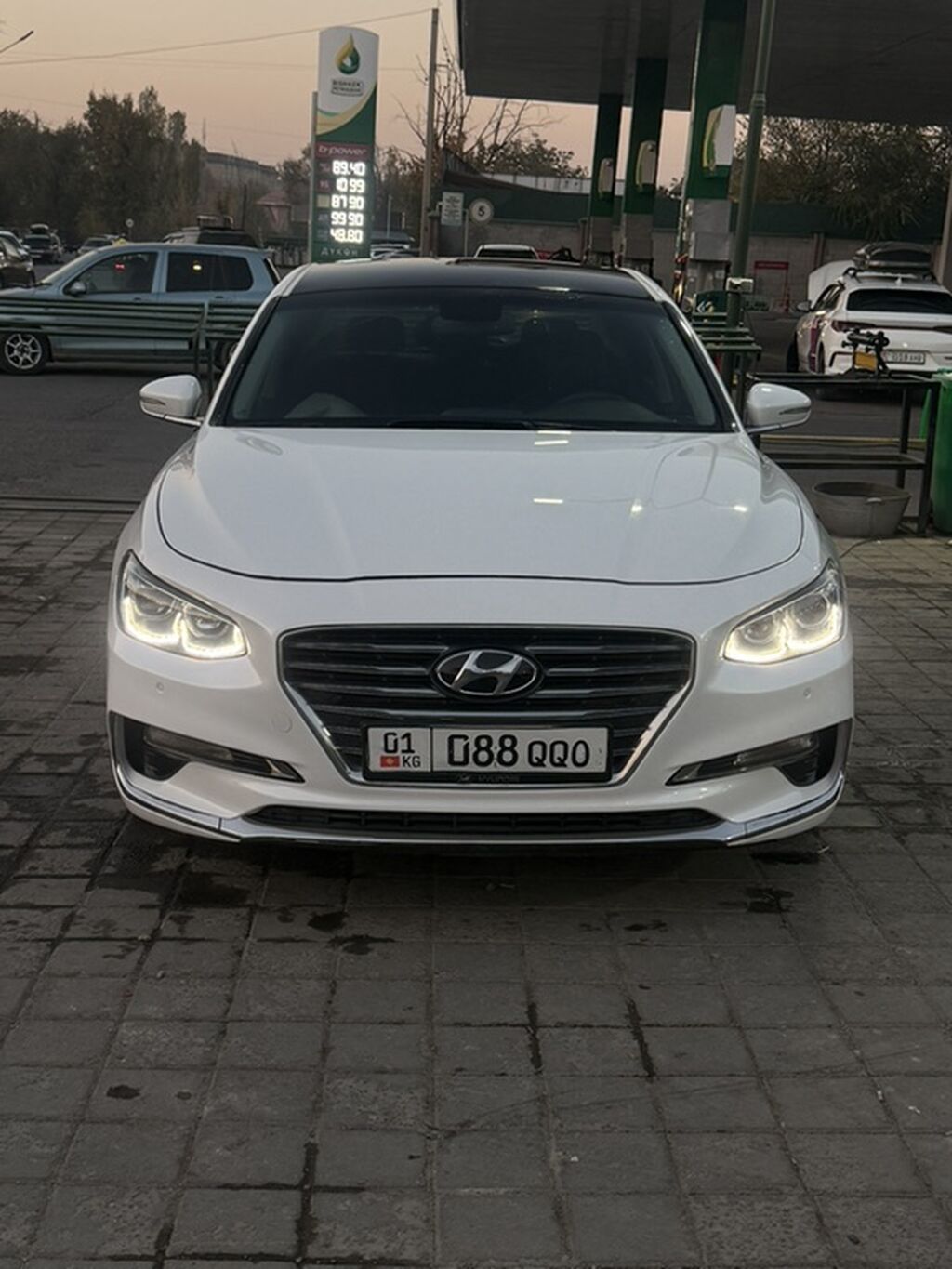 Hyundai Grandeur: 2017 г., 3 л, Автомат, Газ, Седан: фото 5