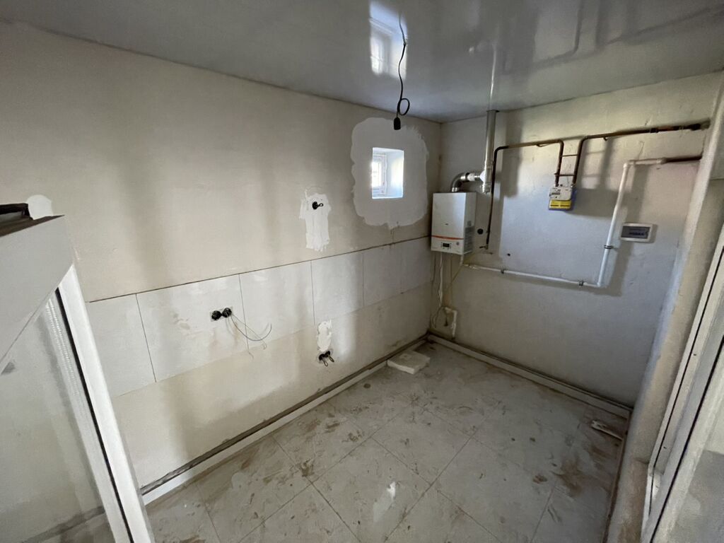 3 комнаты, 80 м², 1 соток, Кара-Жыгач ж/м Газ, Электричество, Канализация