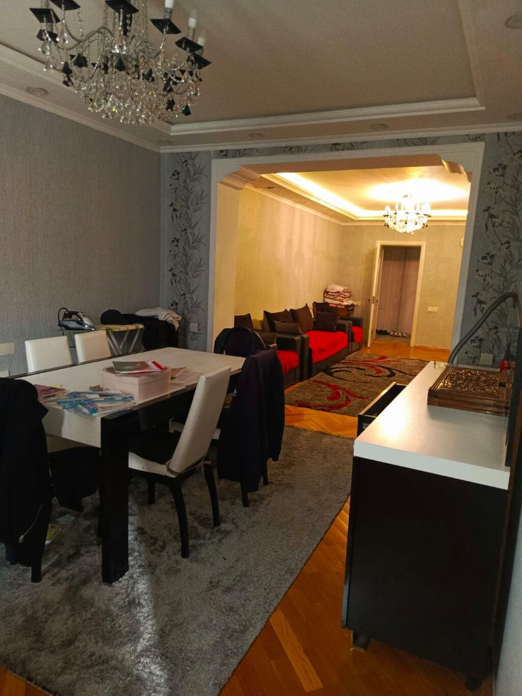Bakı, Yasamal, 3 otaqlı, Köhnə tikili, m. Elmlər Akademiyası, 110 kv. m