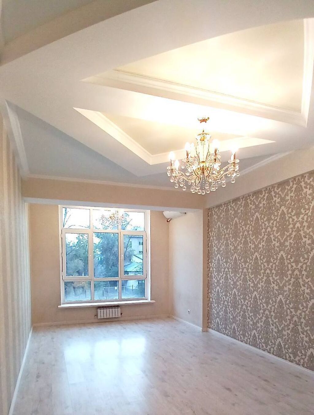 3 комнаты, 100 м², Золотой квадрат Элитка, 2 этаж, Евроремонт: фото 2