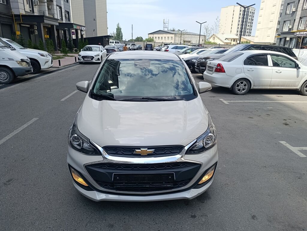 Chevrolet Spark: 2019 г., 1 л, Вариатор, Бензин, Хэтчбэк: фото 2