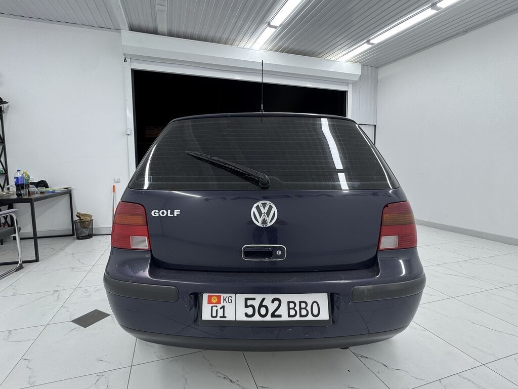 Volkswagen Golf: 1998 г., 1.4 л, Механика, Бензин, Хэтчбэк: фото 4