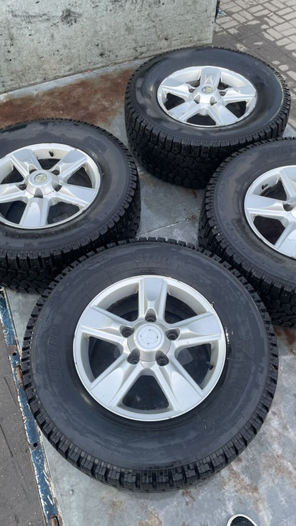 Комплект зимних шин с шипами на дисках - Шины Yokohama iceGUARD STUD: фото 4