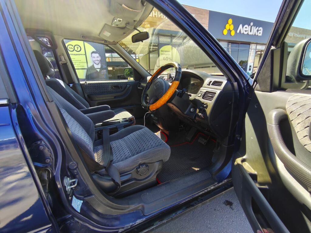 Honda CR-V: 2001 г., 2 л, Автомат, Бензин, Кроссовер: фото 6