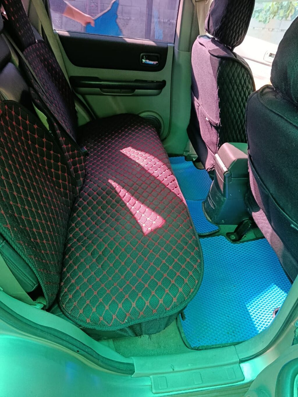 Nissan X-Trail: 2005 г., 2 л, Механика, Бензин, Кроссовер: фото 3