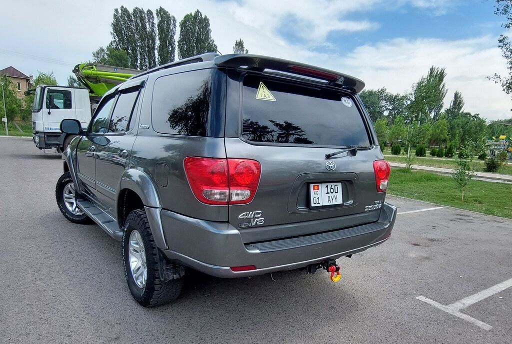 Toyota Sequoia: 2005 г., 4.7 л, Автомат, Газ, Внедорожник: фото 6
