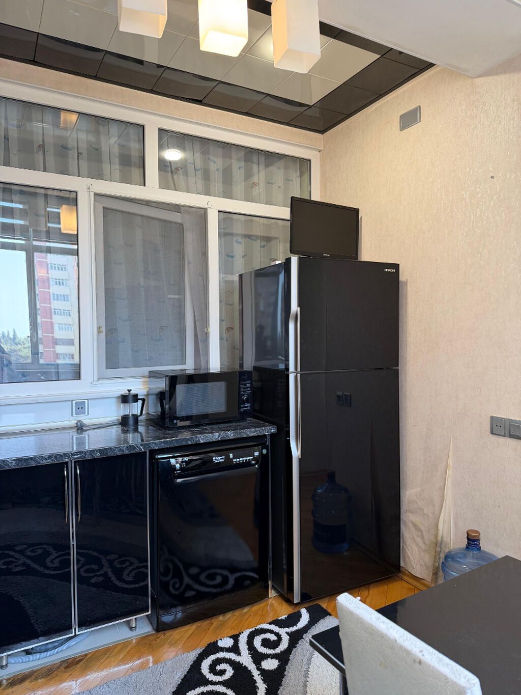 3 otaqlı, Yeni tikili, m. Neftçilər, 90 kv. m