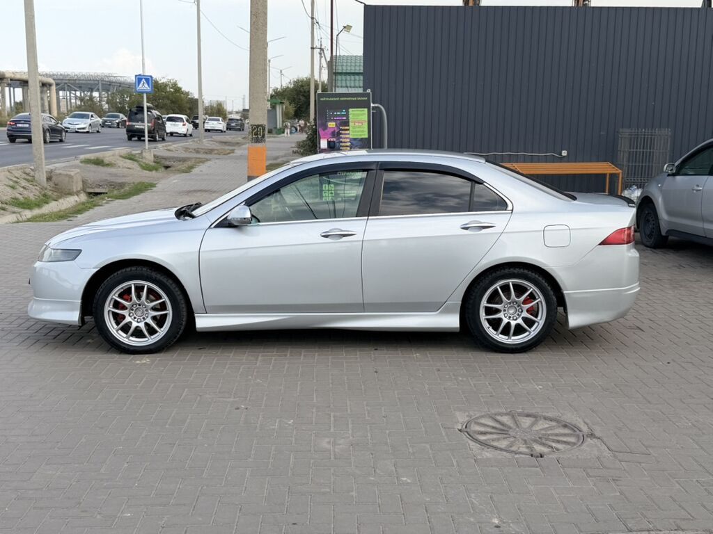Honda Accord: 2004 г., 2 л, Автомат, Бензин, Седан: фото 4