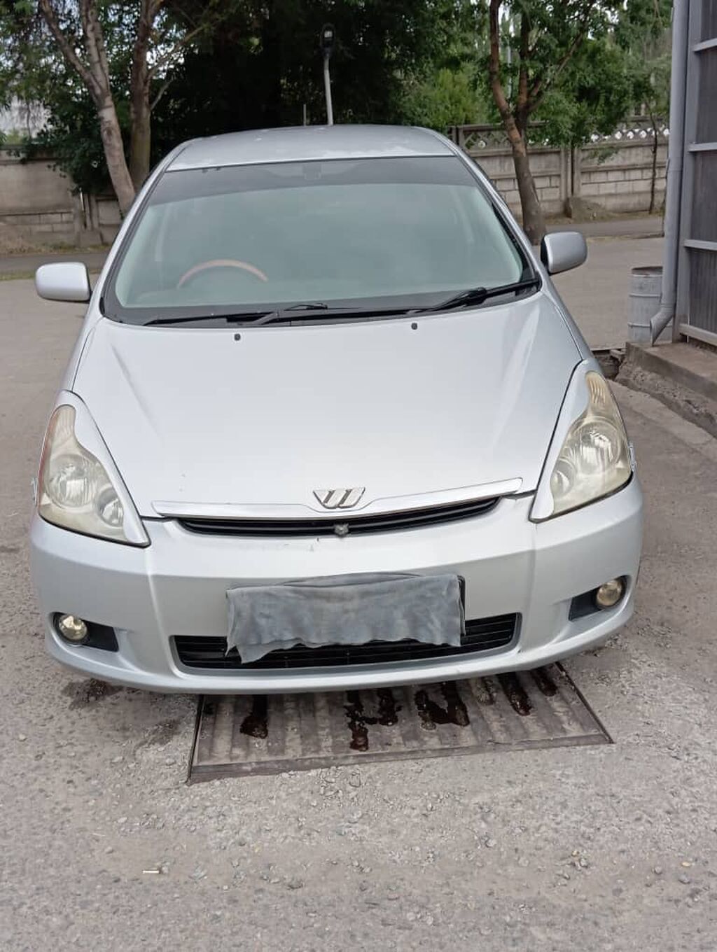 Toyota WISH: 2004 г., 1.8 л, Автомат, Бензин, Минивэн: фото 4