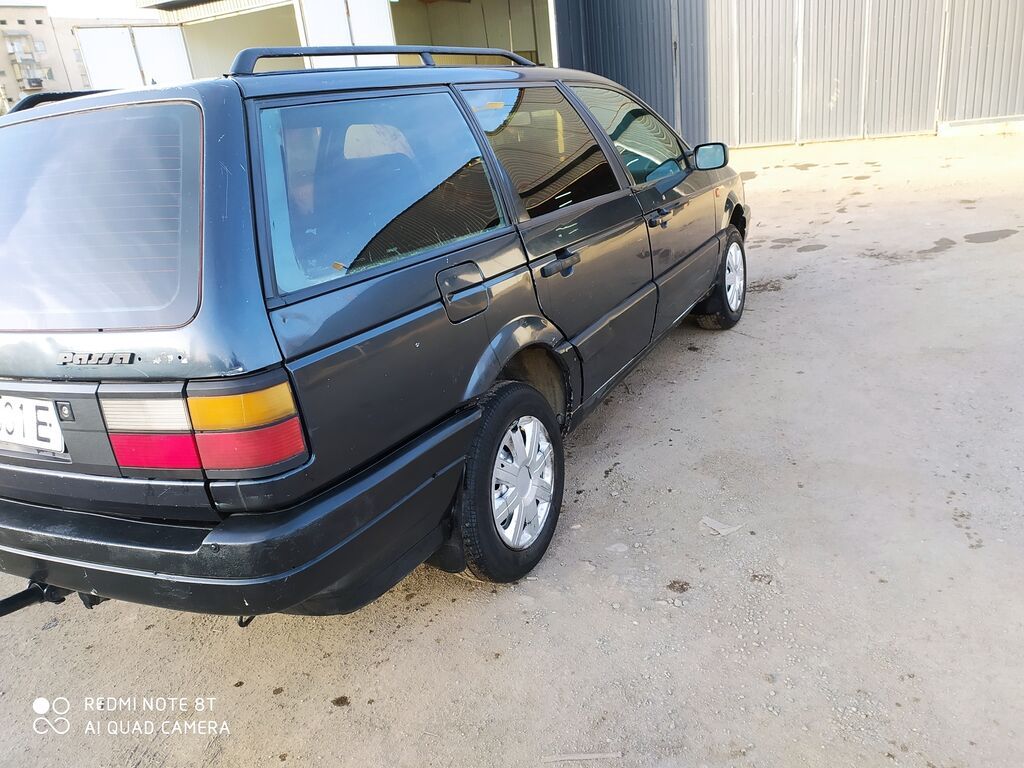 Volkswagen Passat: 1989 г., 1.8 л, Механика, Бензин, Универсал: фото 2