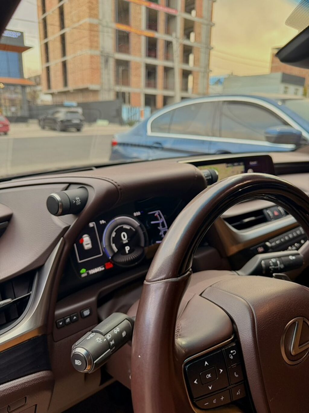 Lexus ES: 2019 г., Автомат, Гибрид, Седан: фото 8