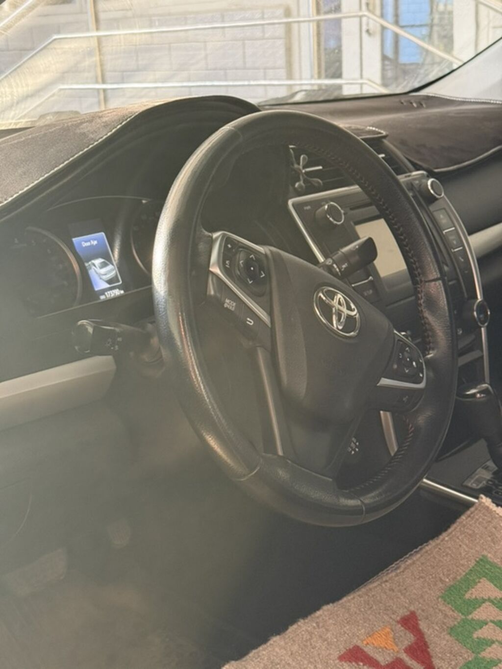 Toyota Camry: 2015 г., Автомат, Седан: фото 2