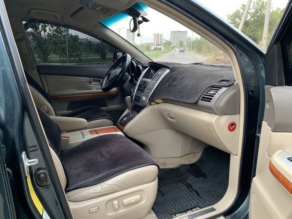 Lexus RX: 2004 г., 3 л, Автомат, Бензин, Внедорожник: фото 5