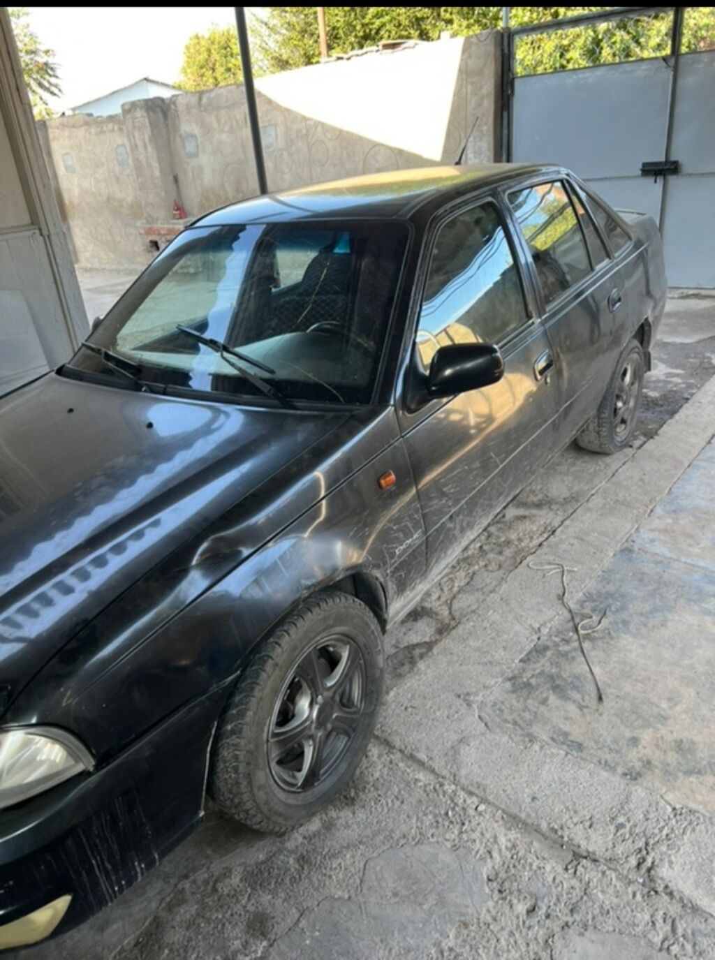 Daewoo Nexia: 2010 г., 1.6 л, Механика, Бензин, Седан: фото 1