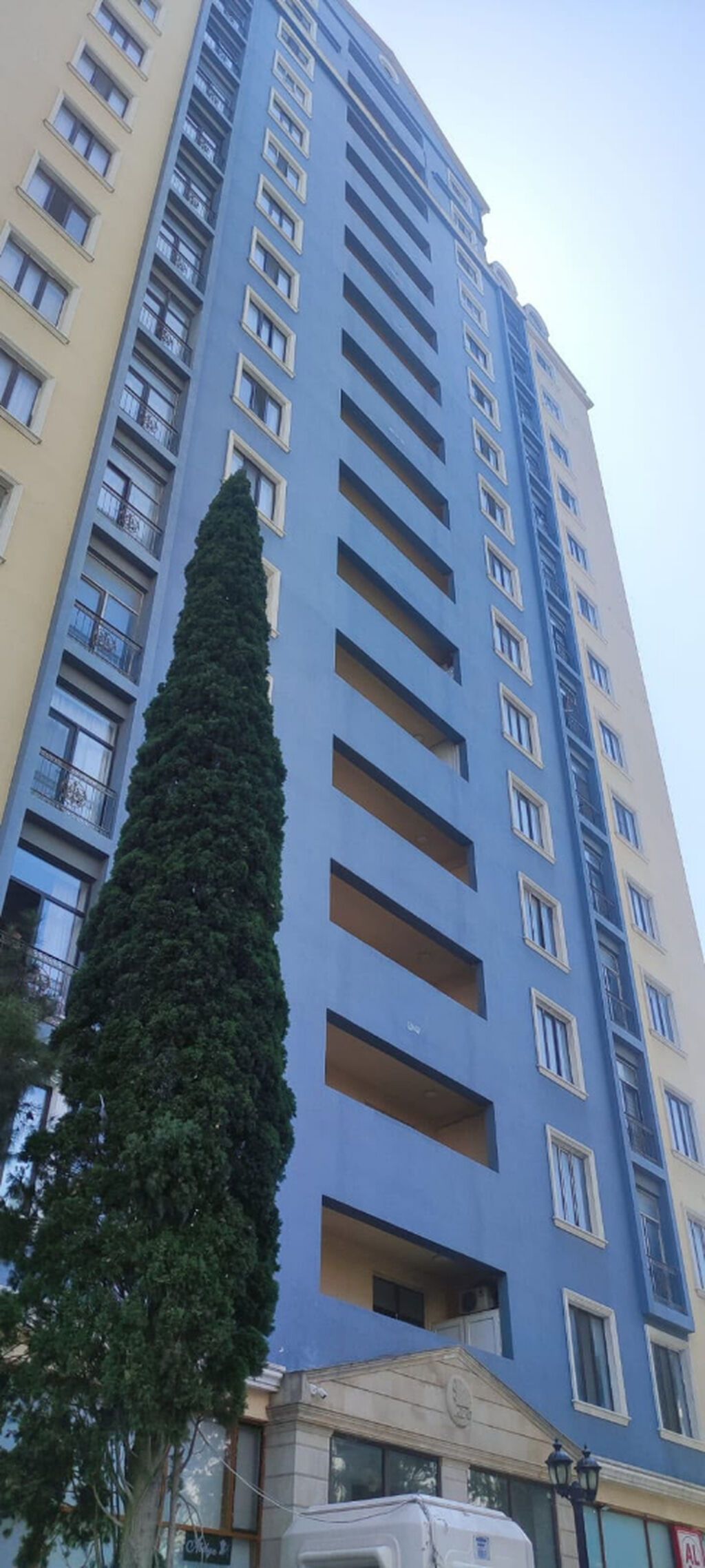 3 otaqlı, Yeni tikili, 105 kv. m