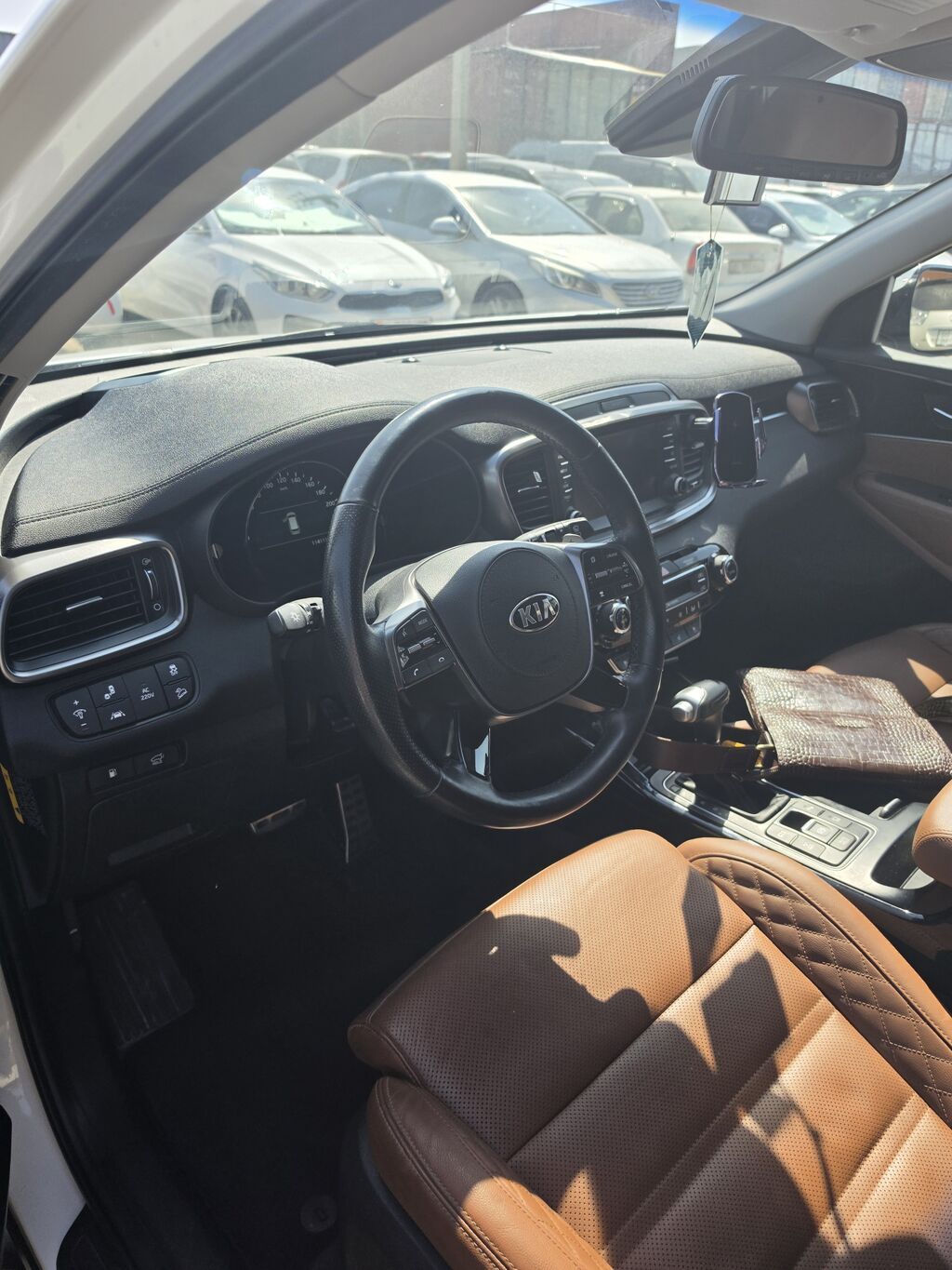 Kia Sorento: 2019 г., 2 л, Автомат, Бензин, Внедорожник: фото 4