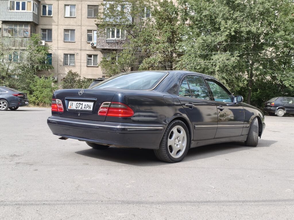 Mercedes-Benz E-Class: 2003 г., 2.4 л, Автомат, Бензин, Седан: фото 3