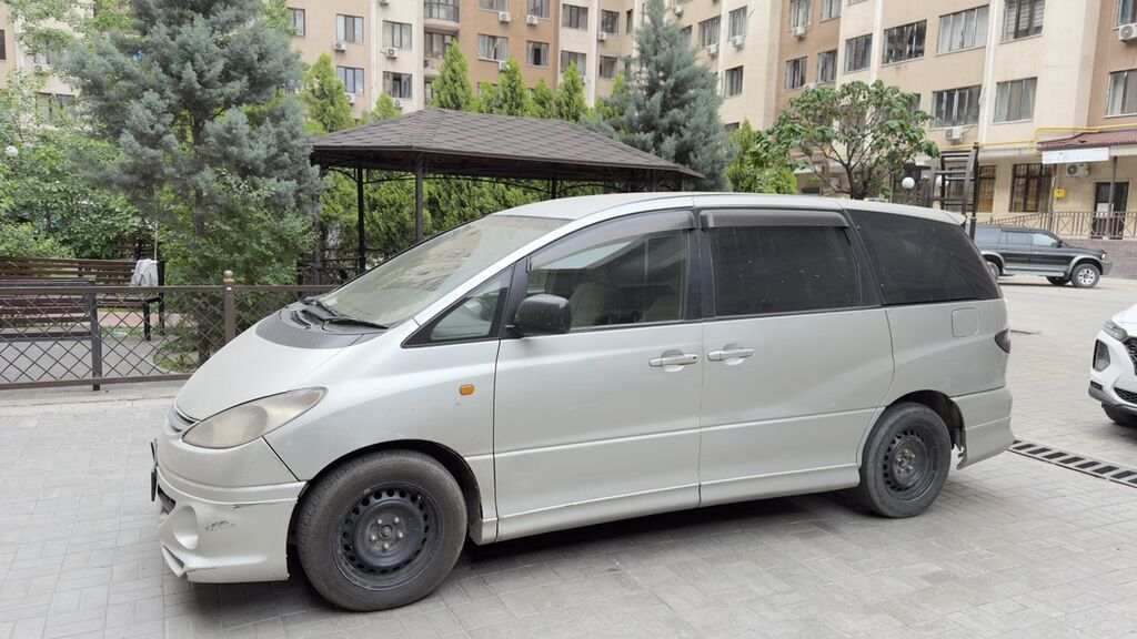 Toyota Estima: 2001 г., 2.4 л, Автомат, Бензин, Минивэн: фото 3
