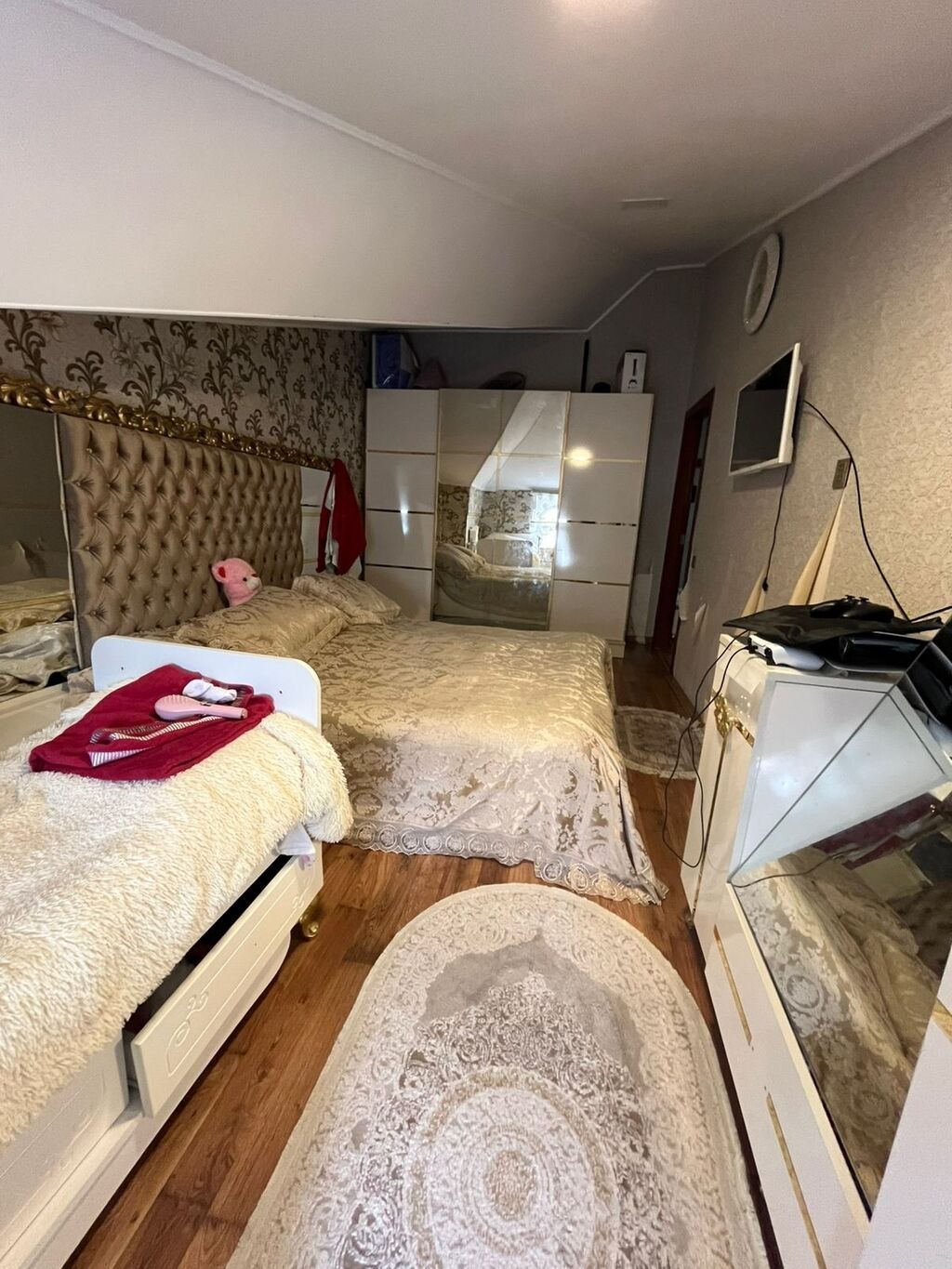 Xırdalan, 3 otaqlı, Köhnə tikili, 111 kv. m