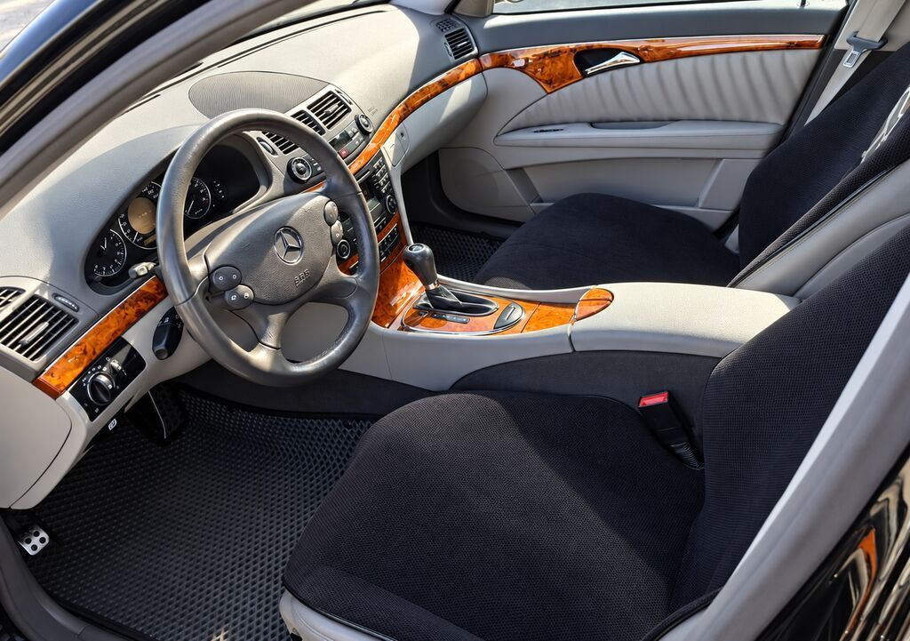 Mercedes-Benz E-Class: 2008 г., 3.5 л, Автомат, Бензин, Седан: фото 6