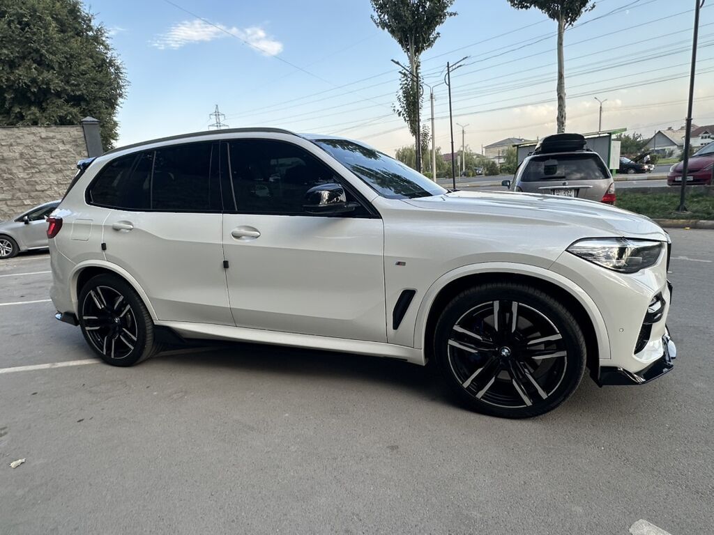 BMW X5: 2020 г., 3 л, Автомат, Дизель, Кроссовер: фото 3