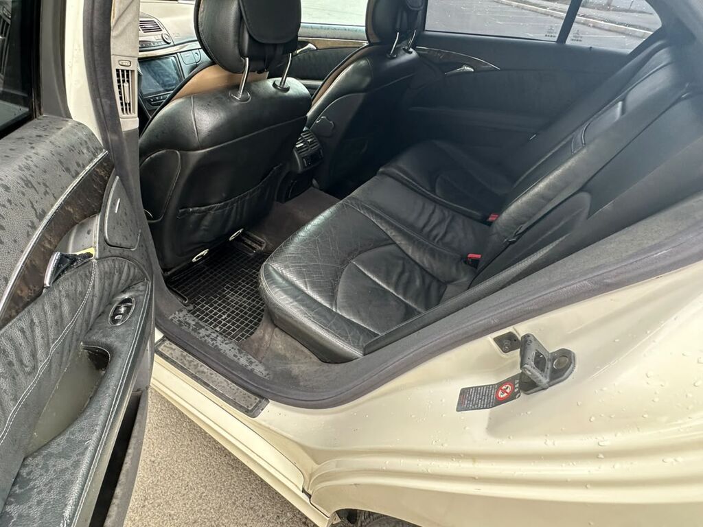 Mercedes-Benz E-Class: 2003 г., 3.2 л, Автомат, Бензин, Седан: фото 8