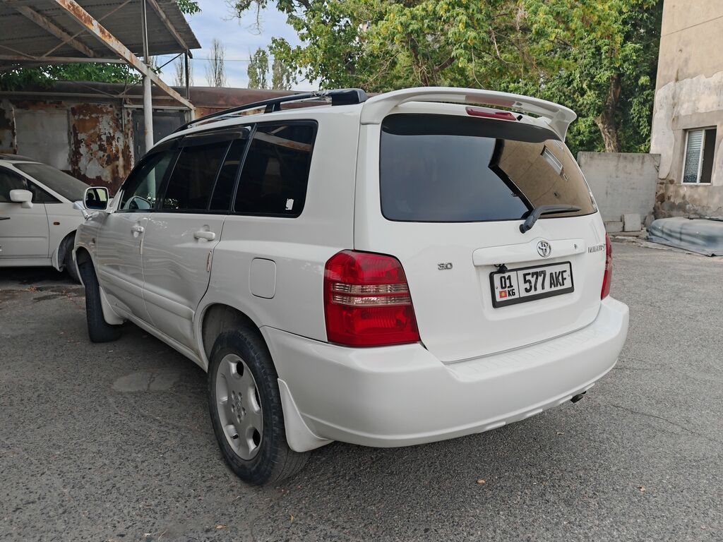 Toyota Kluger: 2002 г., 3 л, Автомат, Газ, Кроссовер: фото 4