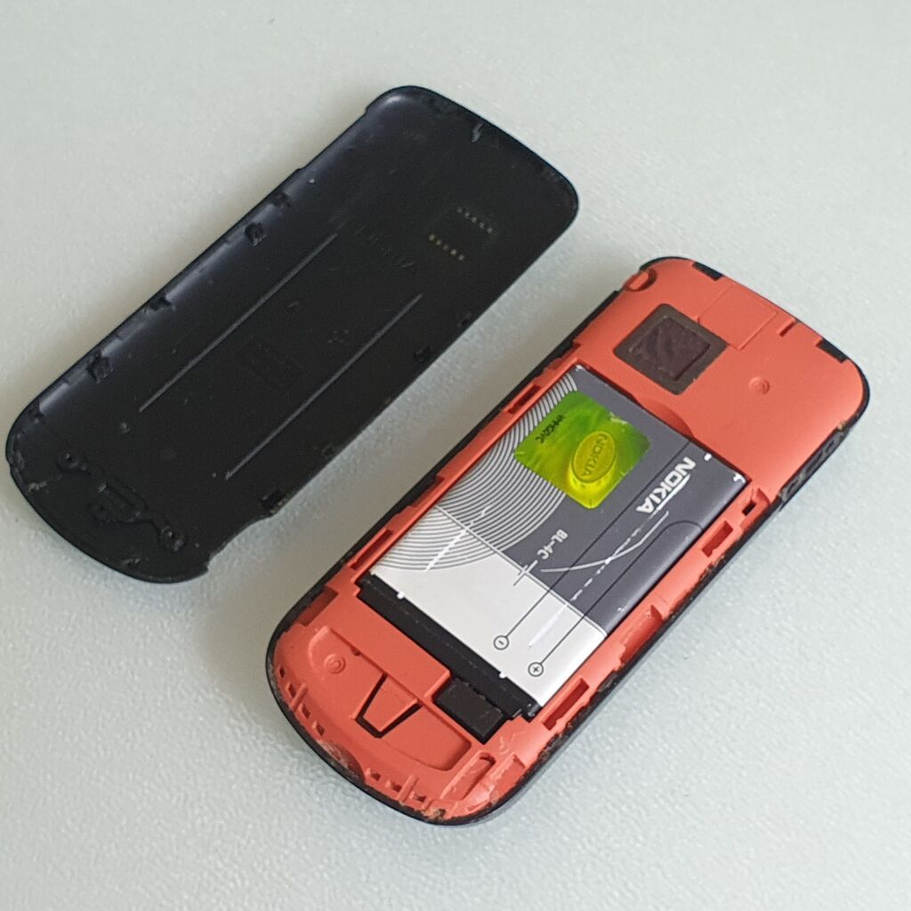 Nokia 1, Б/у, цвет - Черный, 1 SIM: фото 2