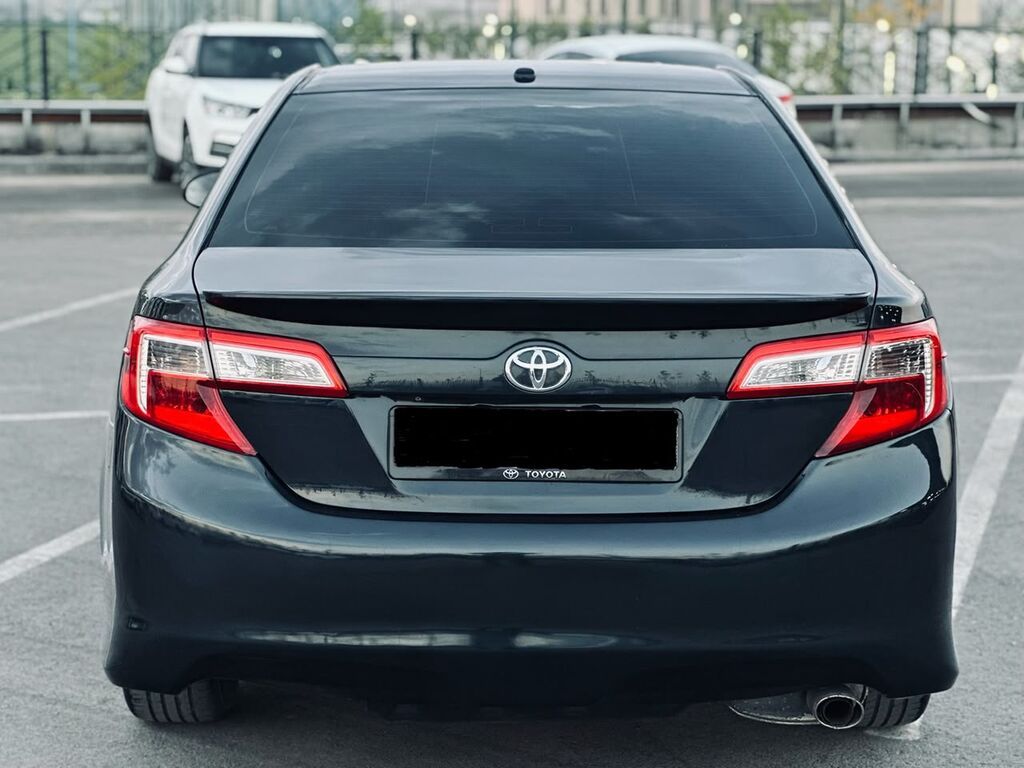 Toyota Camry: 2012 г., 2.5 л, Автомат, Бензин, Седан: фото 2