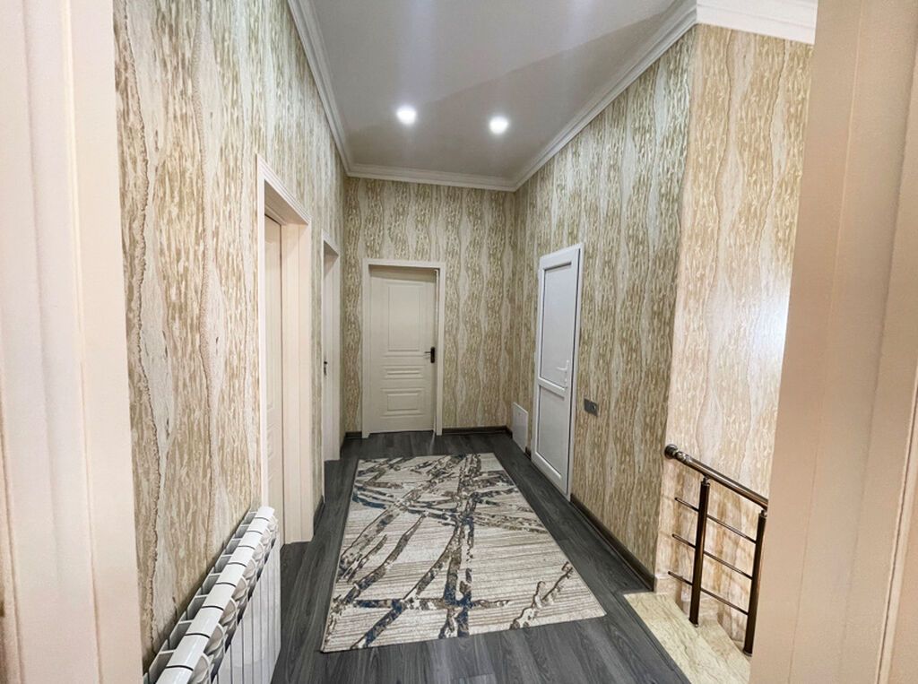 Yeni Ramana 6 otaqlı, 185 kv. m, Yeni təmirli