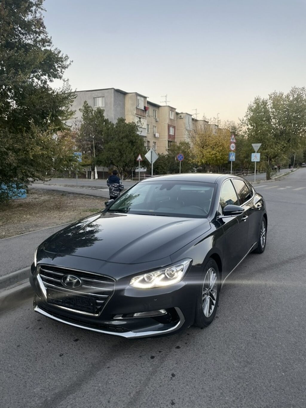Hyundai Grandeur: 2019 г., 2.4 л, Автомат, Бензин, Седан: фото 2