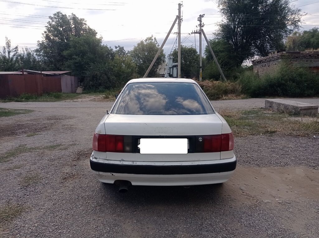 Audi 80: 1992 г., 2 л, Механика: фото 4